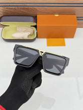 Louis Vuitton Sunglass