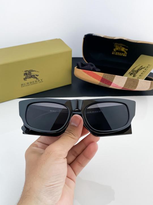 Burberry Sunglass