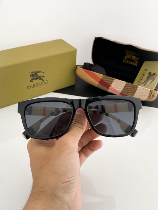 Burberry Sunglass