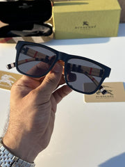 Burberry Sunglass