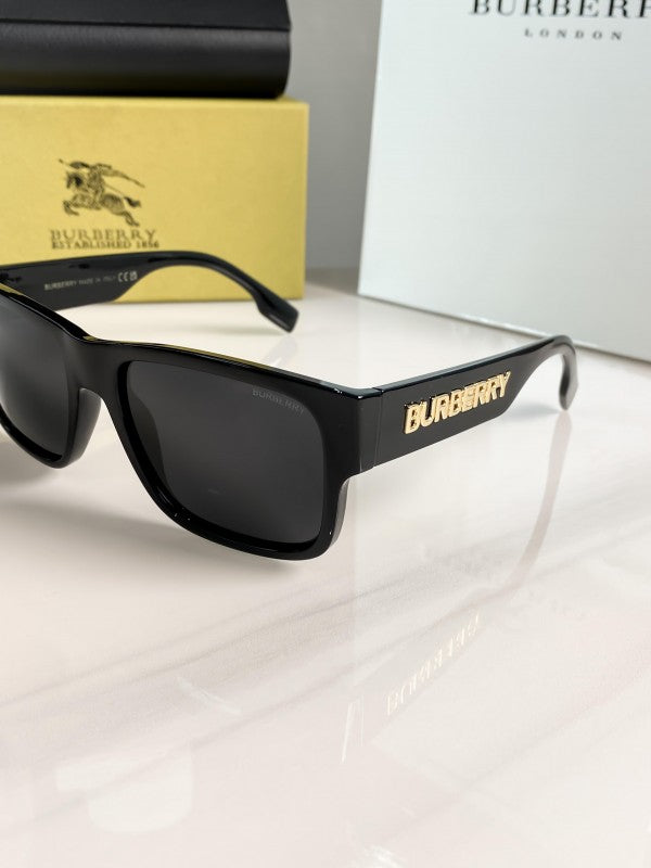 Burberry Sunglass