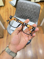 Burberry Sunglass