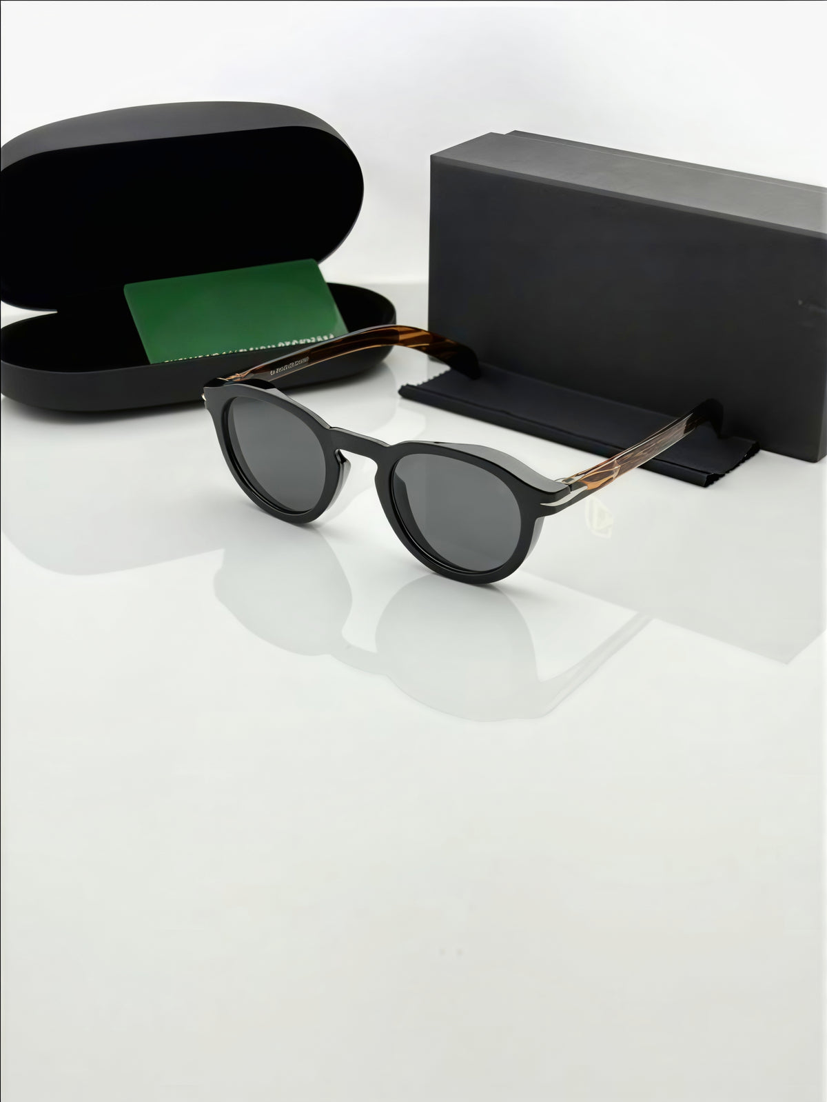David bakham Sunglass