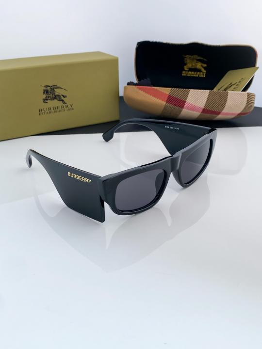 Burberry Sunglass
