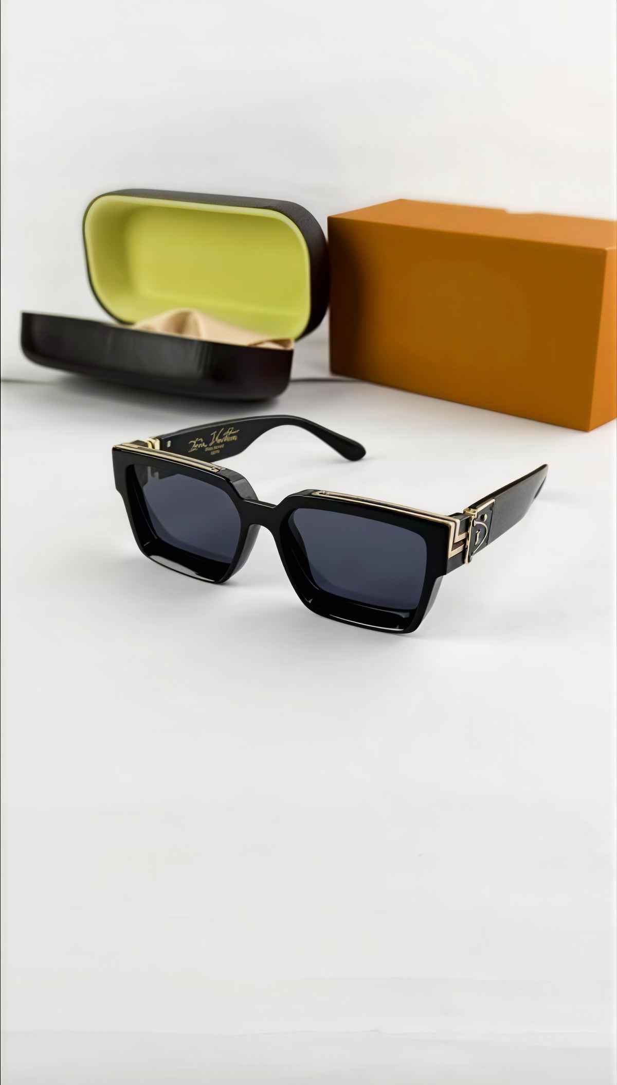 Louis Vuitton Sunglass