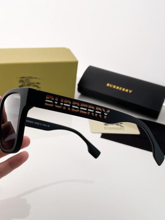 Burberry Sunglass