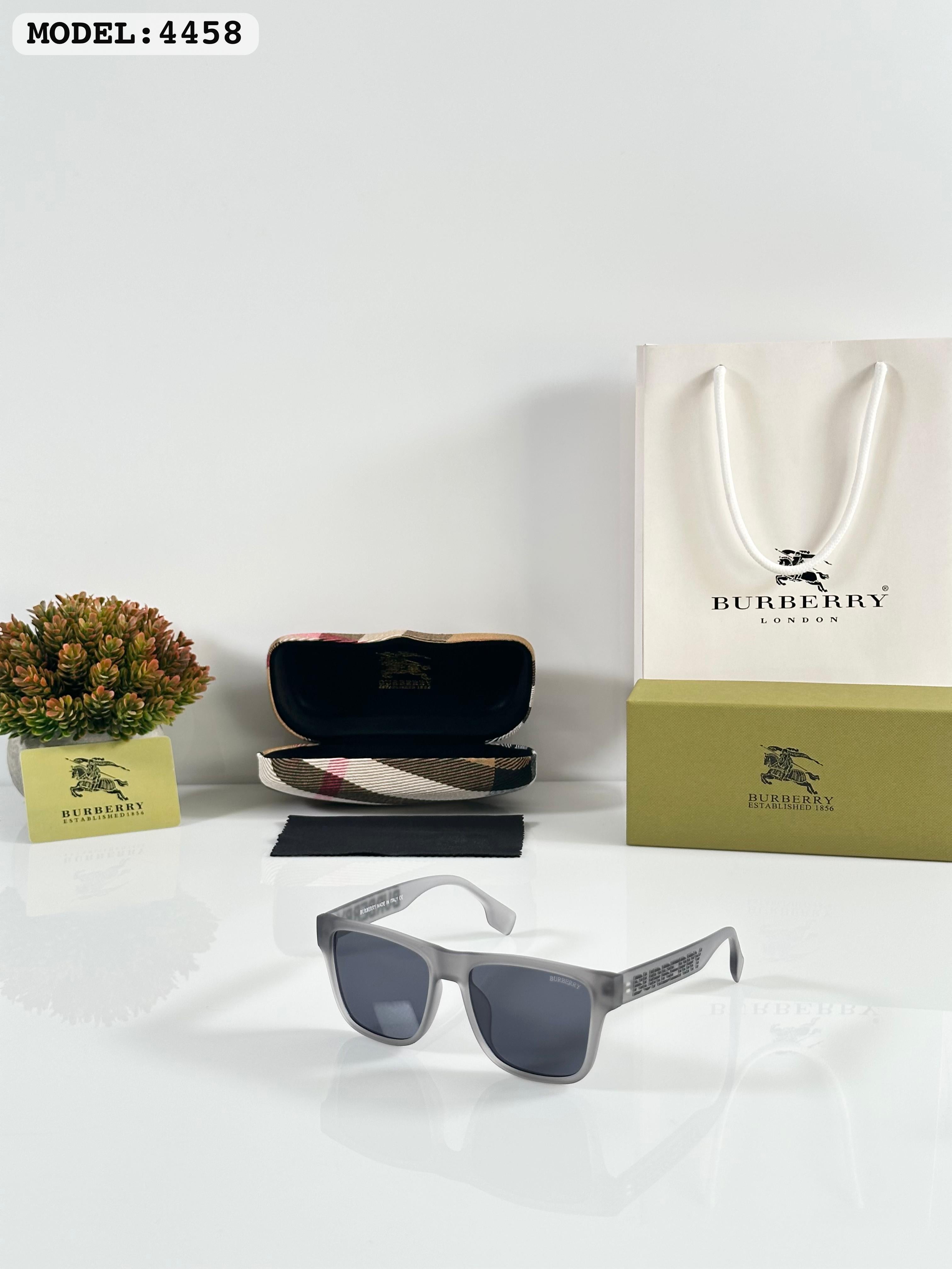 Burberry Sunglass