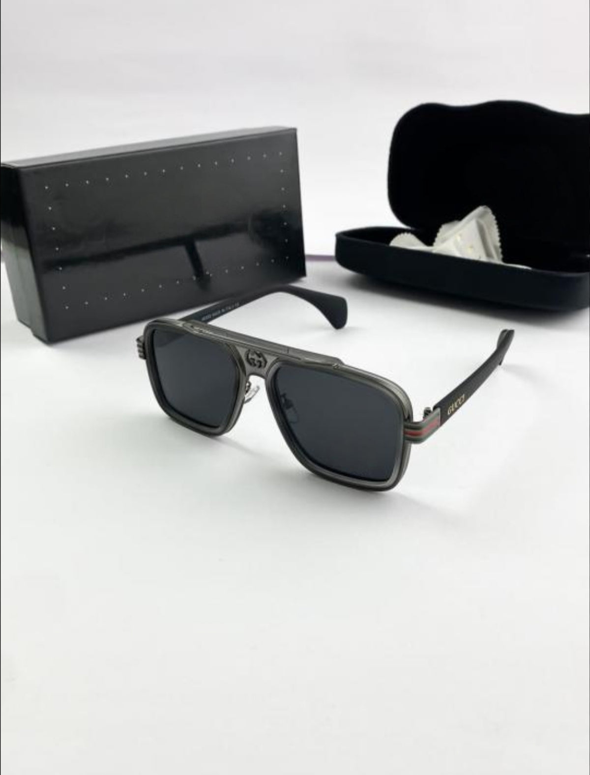 Gucci Sunglass