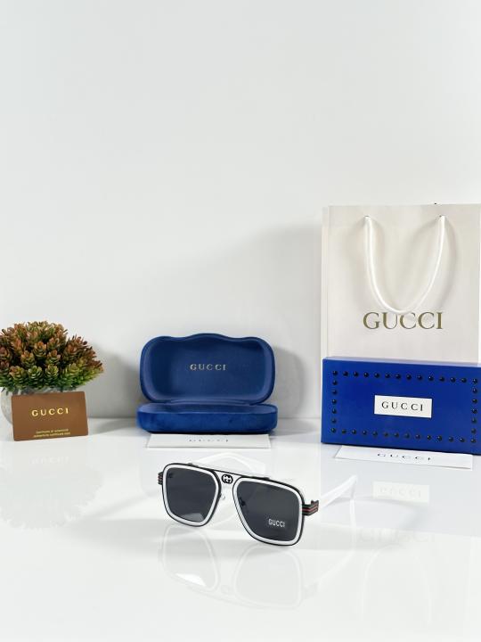 Gucci Sunglass