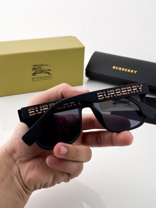 Burberry Sunglass