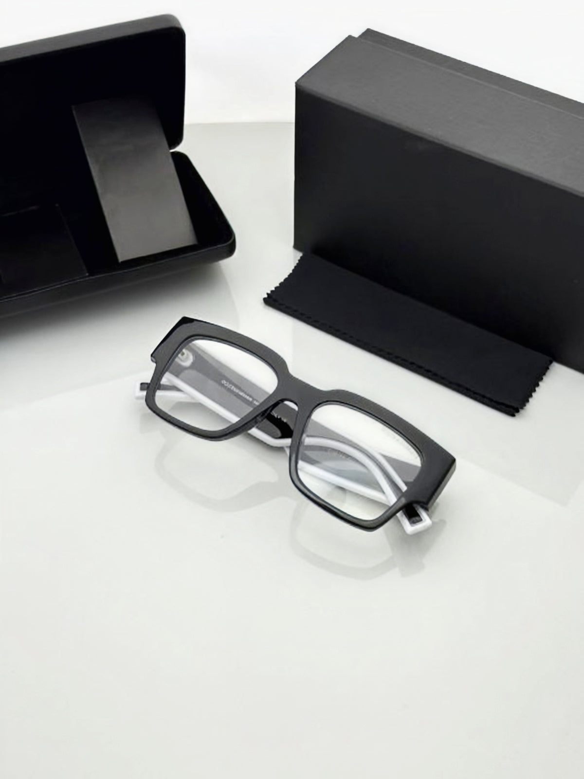 Dolce and Gabbana Sunglass