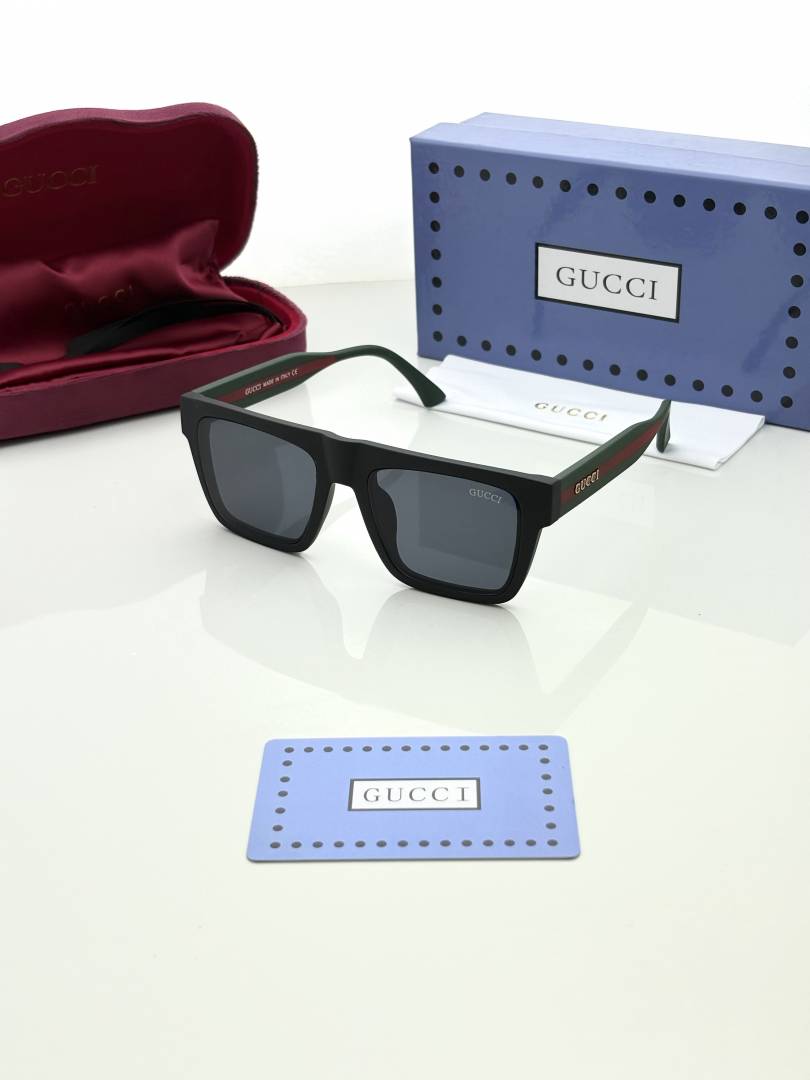 Gucci Sunglass